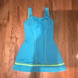 Nike - tennis dress - Size M(8-10)